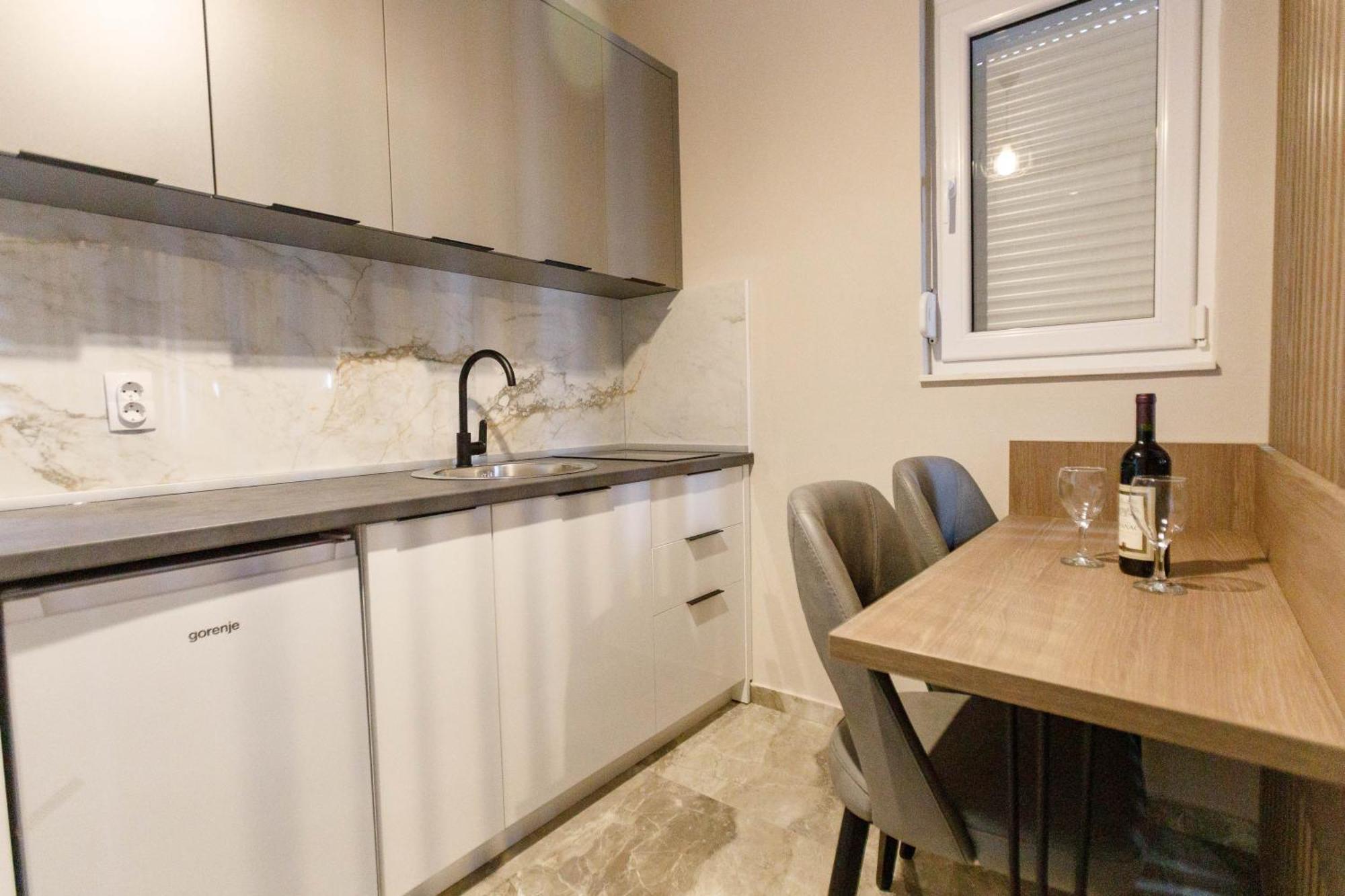 Posejdon Lux Apartment Utjeha Exterior photo